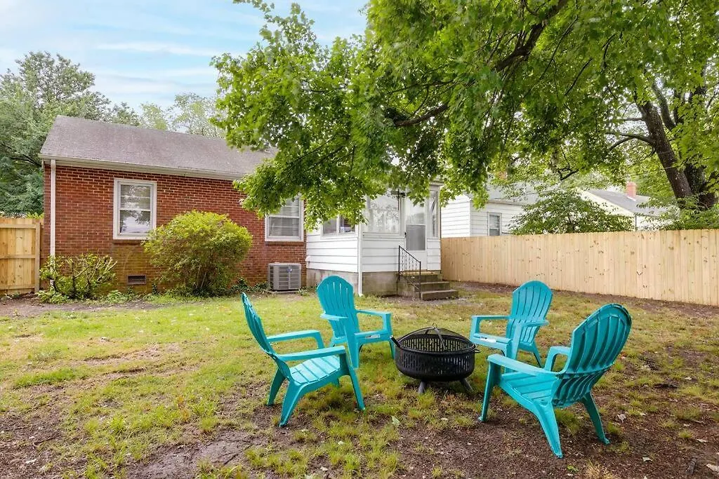 Rf Central Location W Fenced Backyard Fire-Pit Richmond